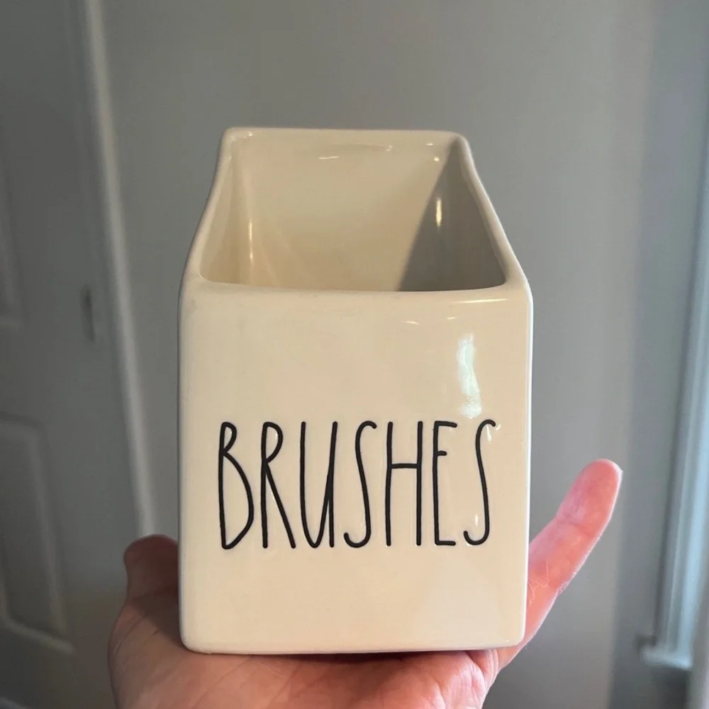 Rae Dunn BRUSHES makeup brush holder